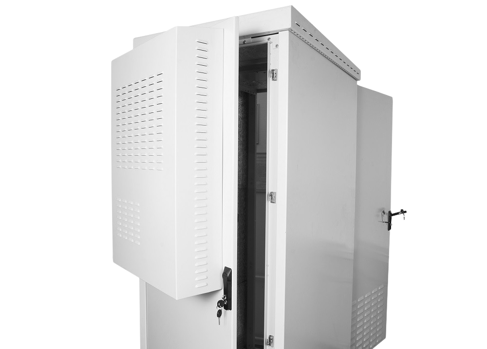 Шкаф уличный всепогодный напольный укомплектованный 18U (Ш700 × Г600), комплектация ТК-IP55 от ЦМО