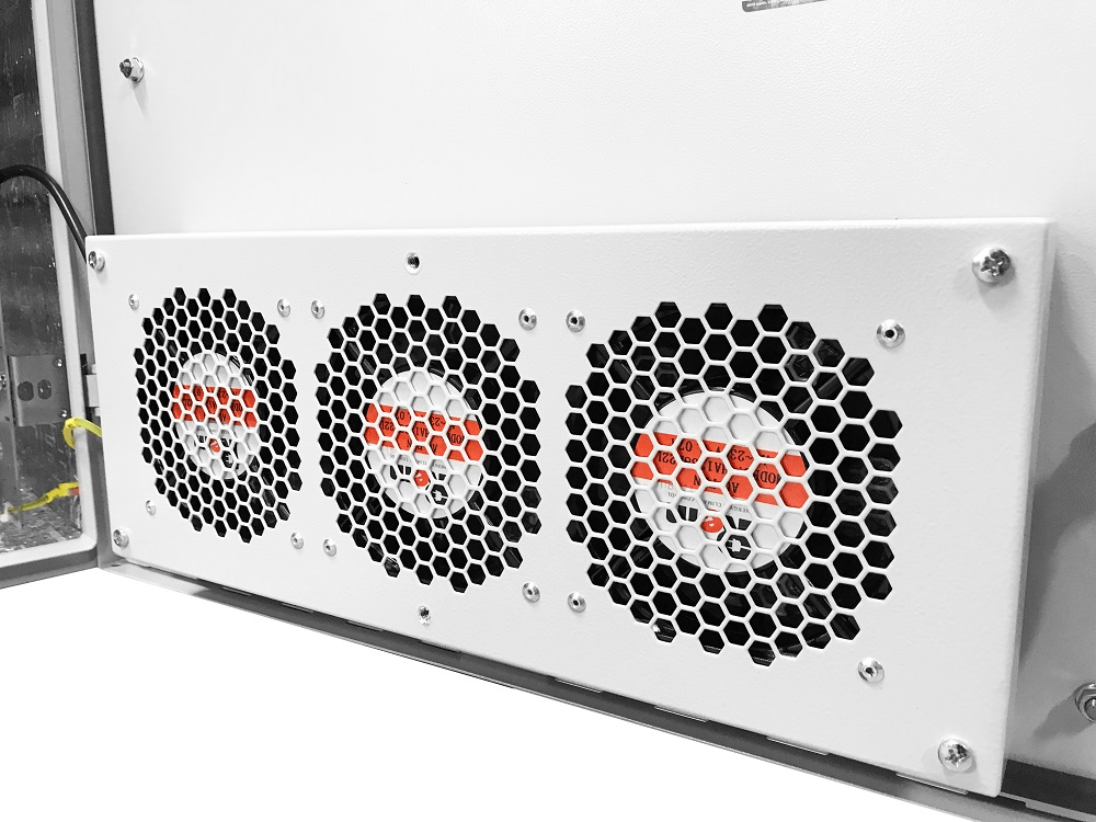Шкаф всепогодный настенный 9U (Ш600 × Г500), нерж. сталь. компл. Т1 с контроллером MC1 и датчиками от ЦМО
